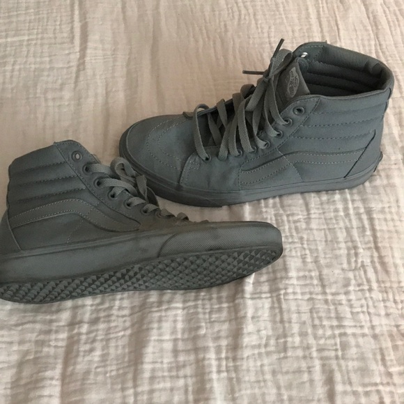 grey vans with flowers